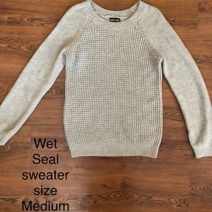 Women’s sweater